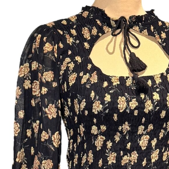 Blue Boheme Floral Top Sz.M- L Black Smocked Ruffle Whimsigoth Fairy Grunge - Picture 2 of 10